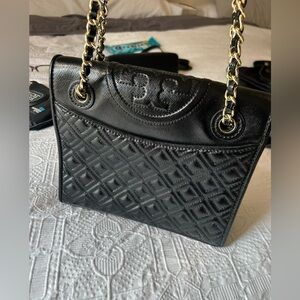 Tory Burch Fleming Leather Shoulder Bag in Black